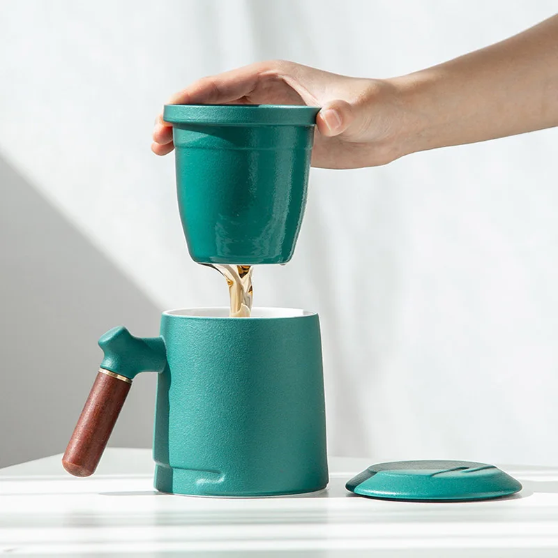 

Luxury Ceramic Tea Cup Mug Set Tumbler Rust Glaze Office Filter Water Cup with Cover Wooden Handle Cups Gift Drinkware 400ML