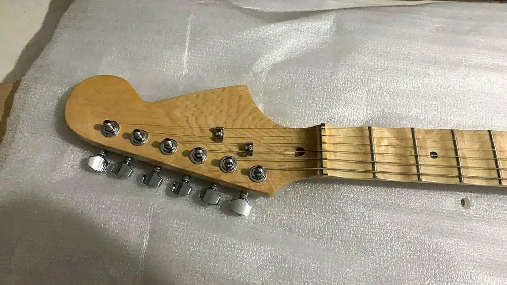 Бесплатная доставка новая электрическая гитара Yngwie Malmsteen с зубчатым грифом в