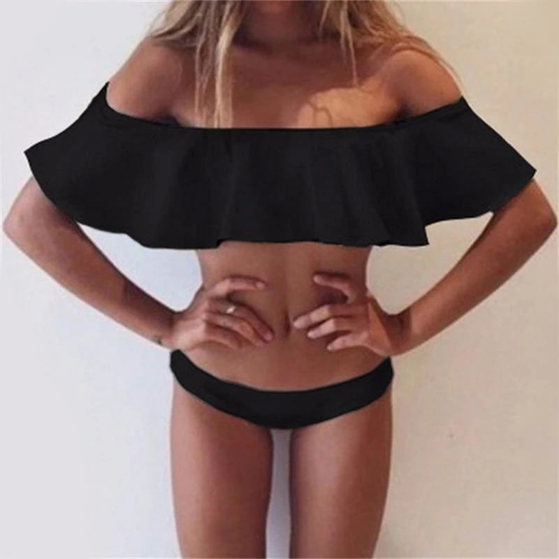 

Women Off Shoulder Bikini Swimsuit Ruffle Flounce Top with Hipster Bottom Two Piece Bathing Suit