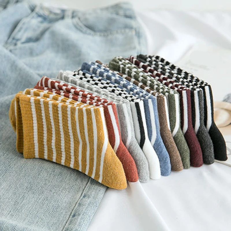 

New Arrivals Printed Sock Lovely Harajuku Japanese Style Cotton Women Socks Striped Solid Breathable Casual Cartoon Socks