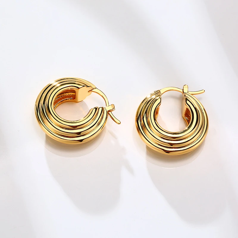 

Simple Hoop Earrings for Women,Gold Tone Copper Round Circle Ear Clip Jewelry,Minimalist Metal Lady Girl Party Gifts