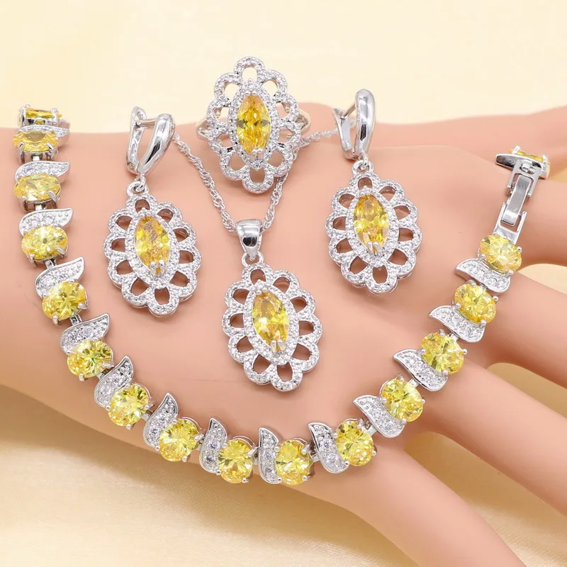 Женский ювелирный комплект из колье серёг браслета и кольца | Украшения