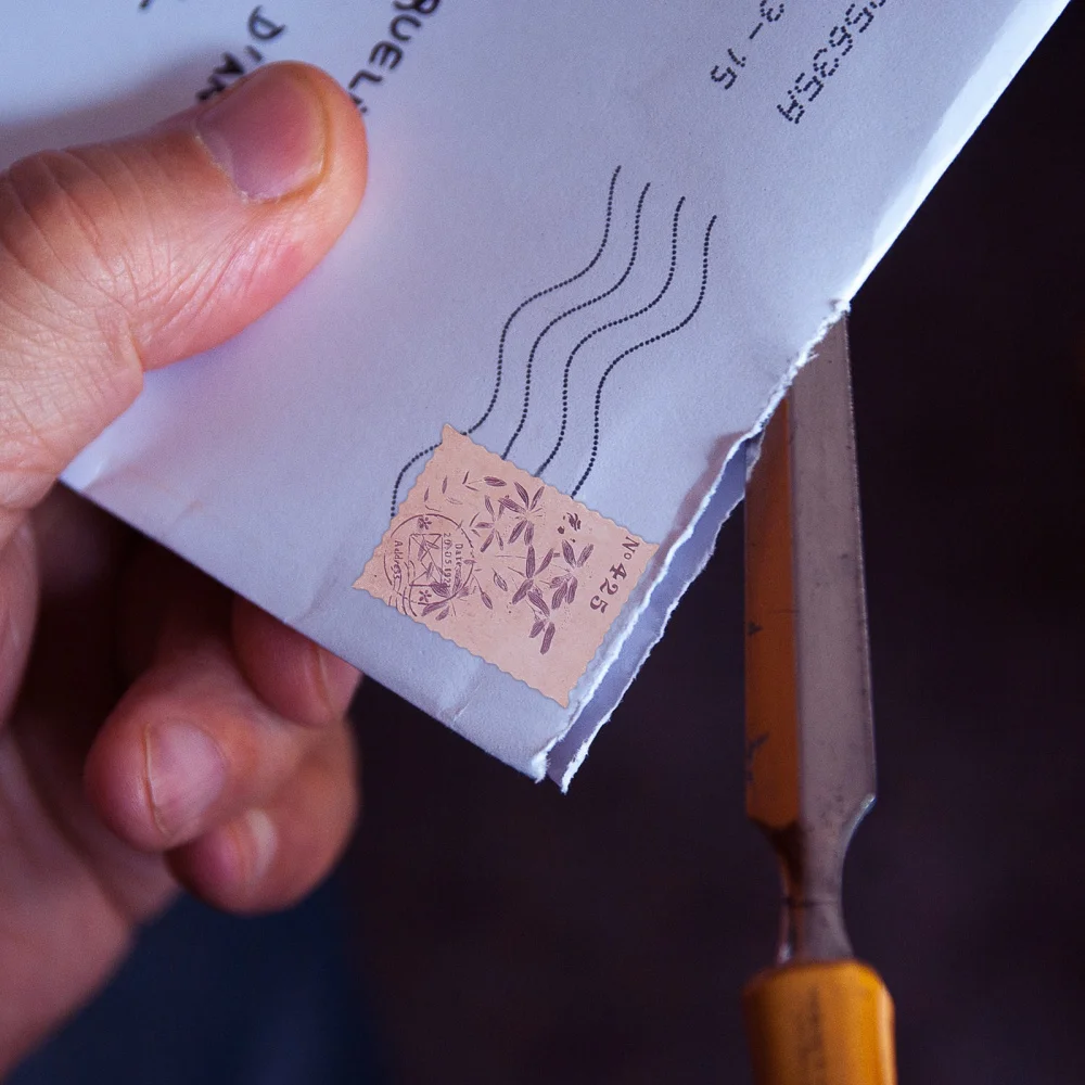 

184Pcs Adhesive Post Stamp Stickers Decorative Decals Envelope Gift Bag Seal