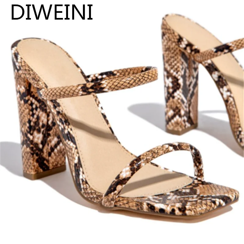 

2021 Summer New Sandals Women Fashion Set Foot High Heels Sandals Vintage Snake Print Square Head Open Toe High Heel Slippers