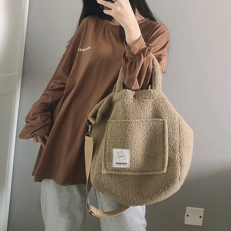 

Winter Portable Shoulder Bag Plush Handbags Fashion Women Large Capacity Street Totes Popular Simple Female Daily Shop Bag