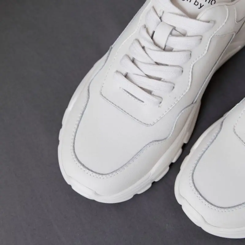 FITWEE Женские кроссовки из натуральной кожи с перекрестными ремешками туфли на