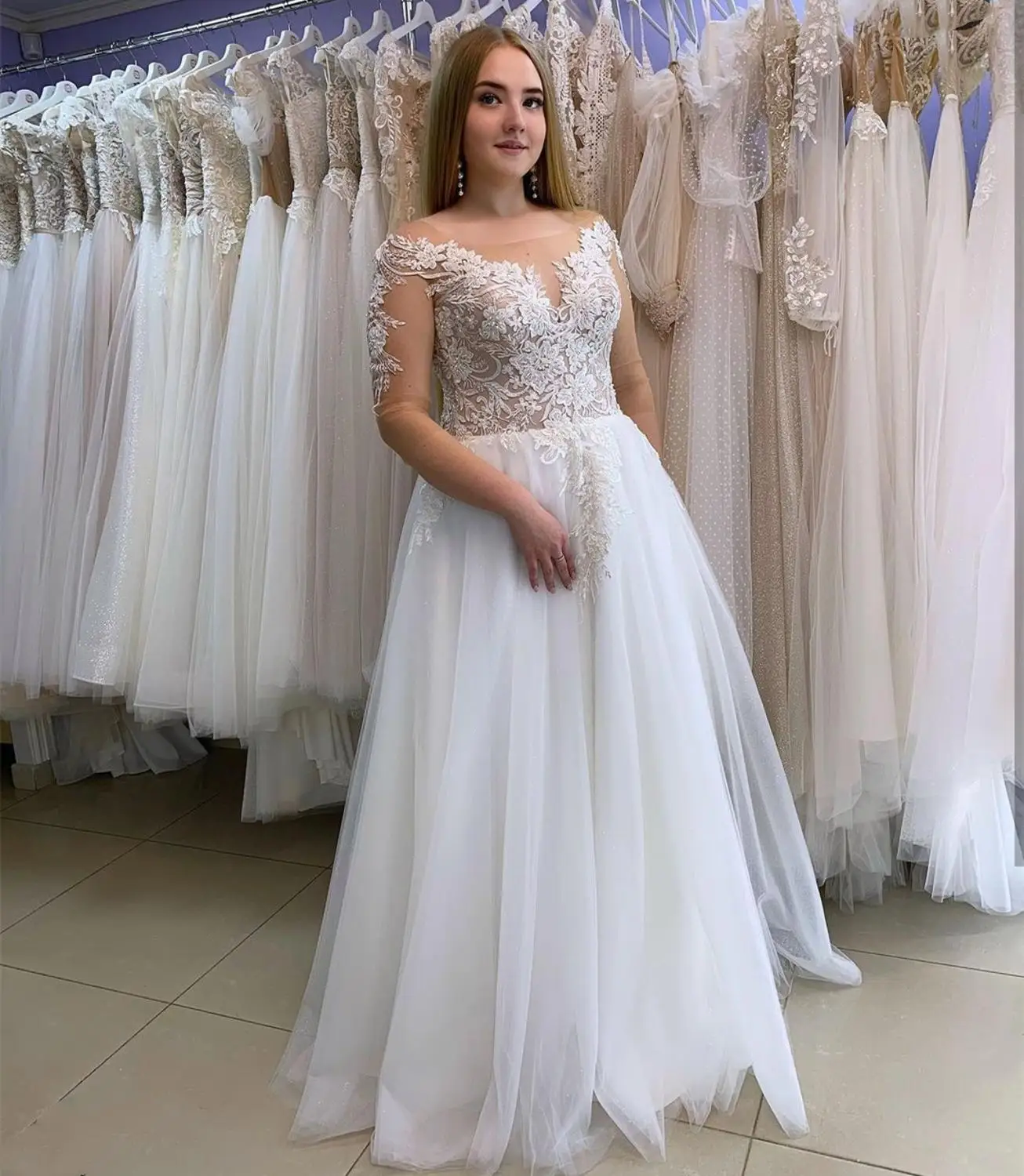 

2021 белое свадебное платье А-силуэта с v-образным вырезом кружева иллюзия Аппликации Тюль пол Длина с длинным шлейфом официальные свадебные ...