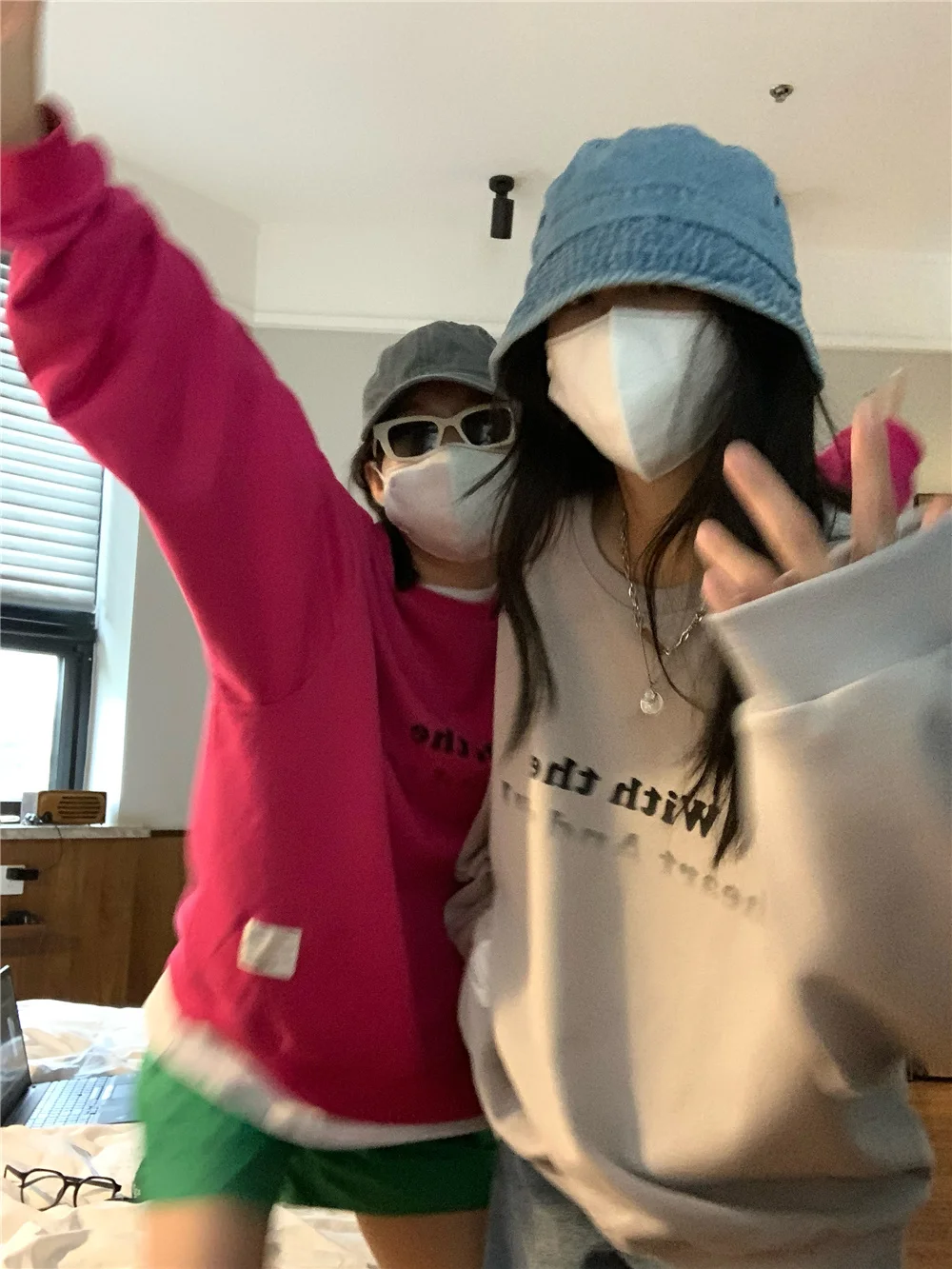 

Gradient Letter Printed Pullover 2021 Korean Casual Sports Style Long Sleeve Age Reducing Pullover Top Women's
