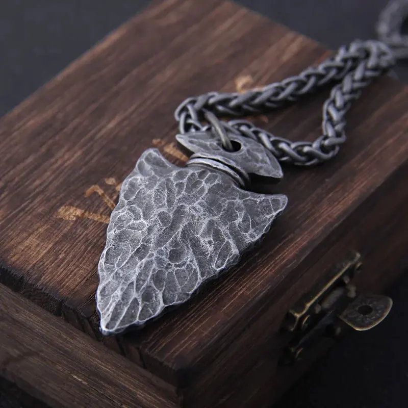 

Viking Amulet Pendant Necklace Vintage Norse Theme Talisman Jewelry Fashion Gift for Friends