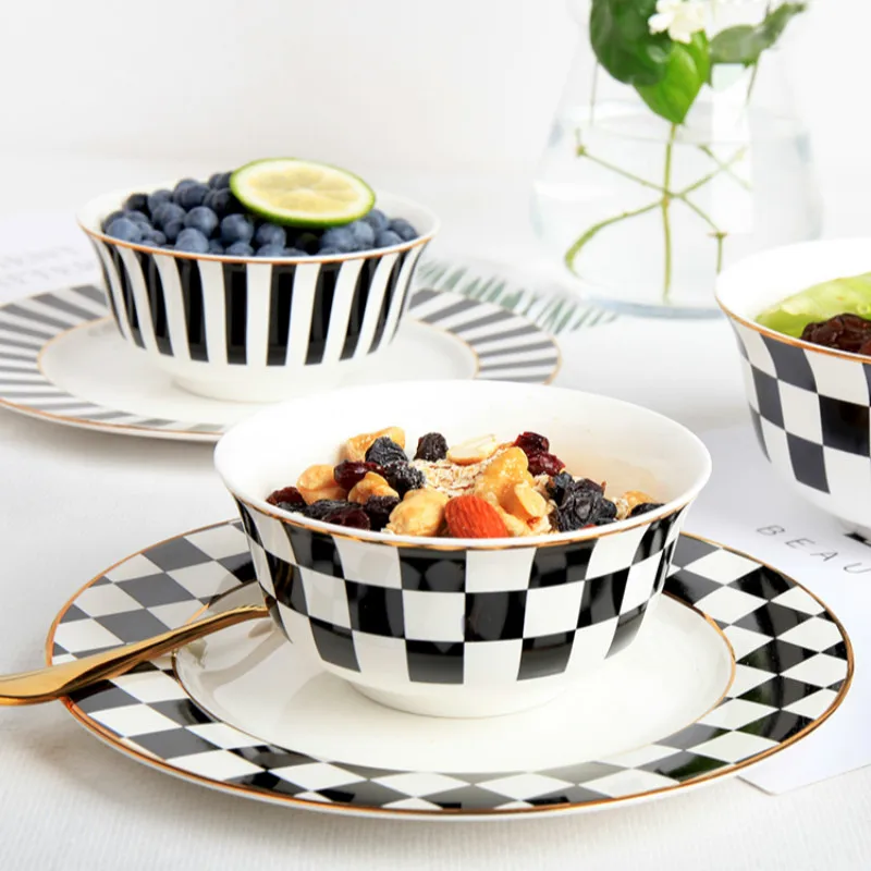 

Geometric Black and White Bowl European Ceramic Bowl Household Ceramic Tableware Weekend Table and Cutlery