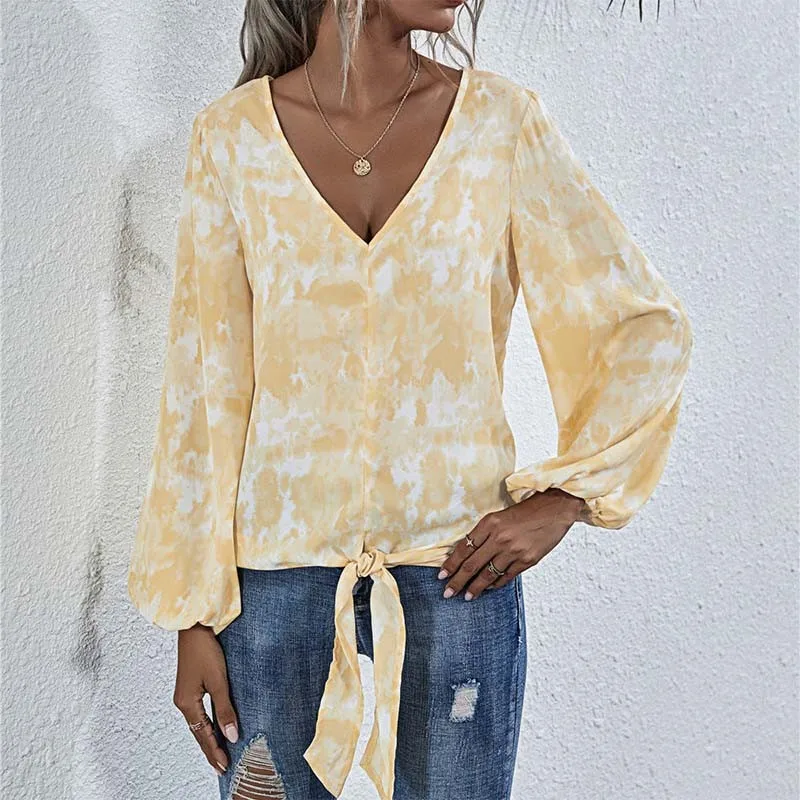 

Shirts & Blouses