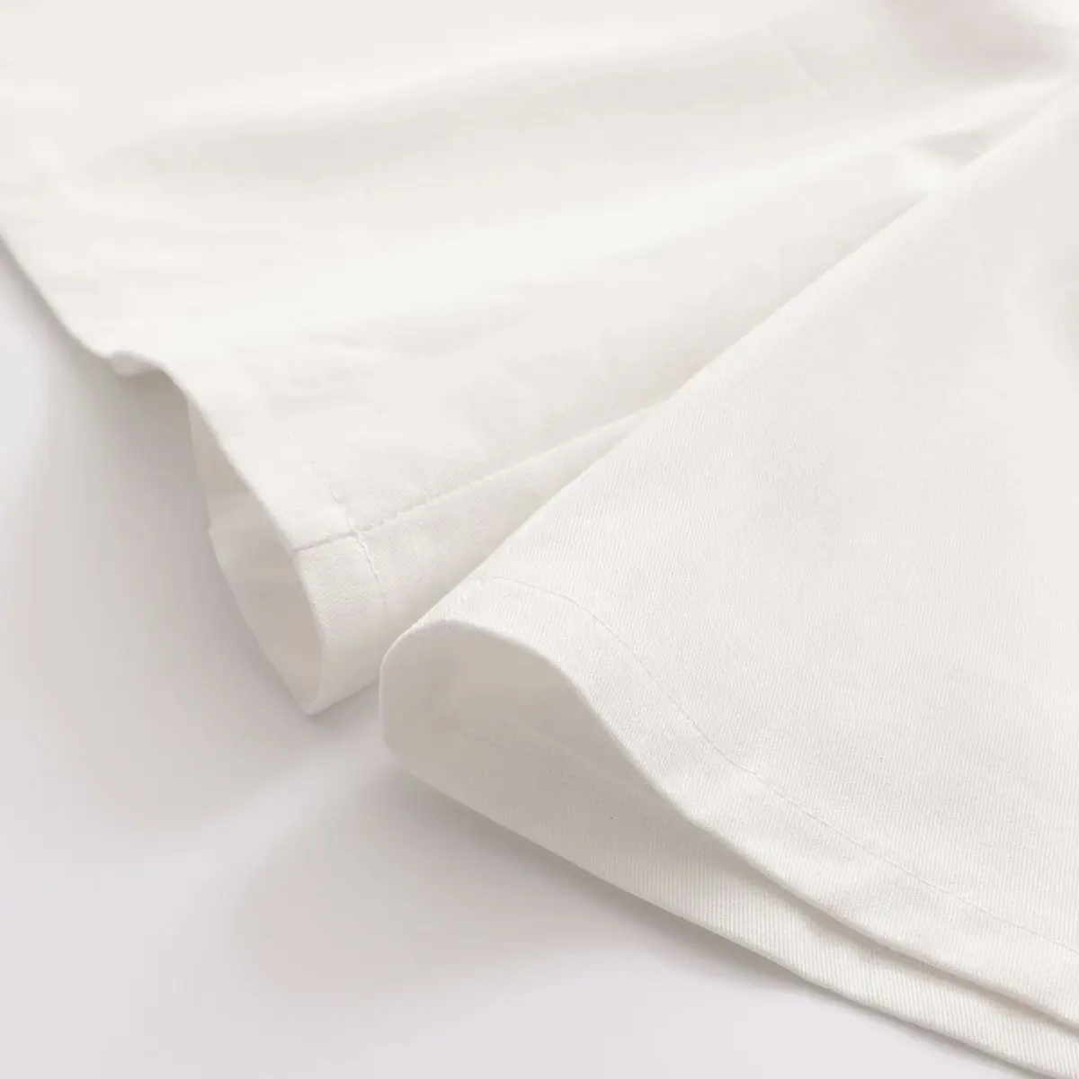 

Toppies Summer Casual Shorts Women Solid Color Short Pants White Black Soft Clothing