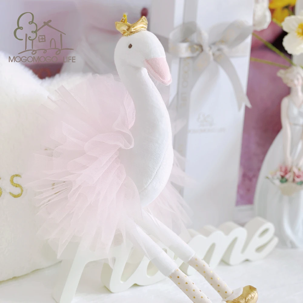 

Luxury Mogo Swan Stuffed Animal Toys Lovely Gifts For Girlfriends Bird Doll Golden Crown Dressed Pink Ballerina Princess Swan