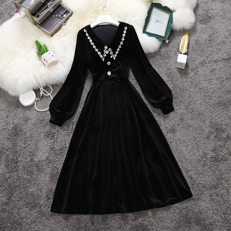 

HISUMA 2020 Winter New Female Chic Peter Pan Collar Beading Buttons Puff Sleeve Velvet A-Line Dress Women Elegant Clothing