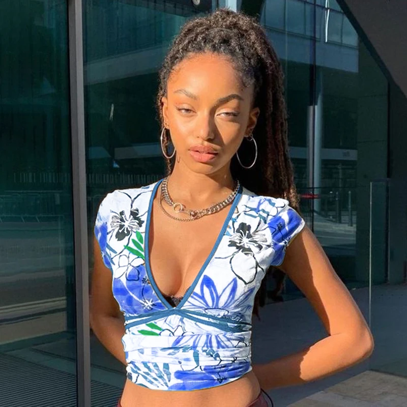 

Y2k Crop Top Women's Clothing Hand-Painted Floral Print Summer Chic Aesthetic Skinny V Neck Short Sleeve Tee Shirt