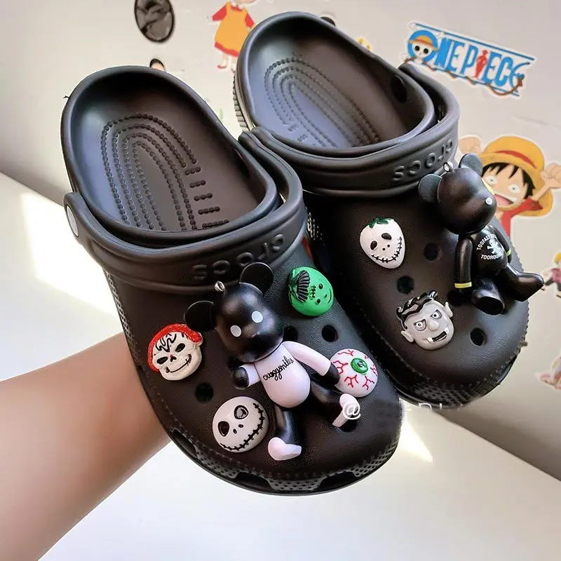

Punk Bear Croc Charms Designer DIY Vintage Shoes Charms for Crocs Fashion Clogs Shoes Accesorios Hot Sale Cool Decorations