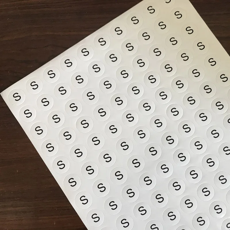 (1000 шт) индивидуальная самоклеящаяся бумажная этикетка для одежды с именем