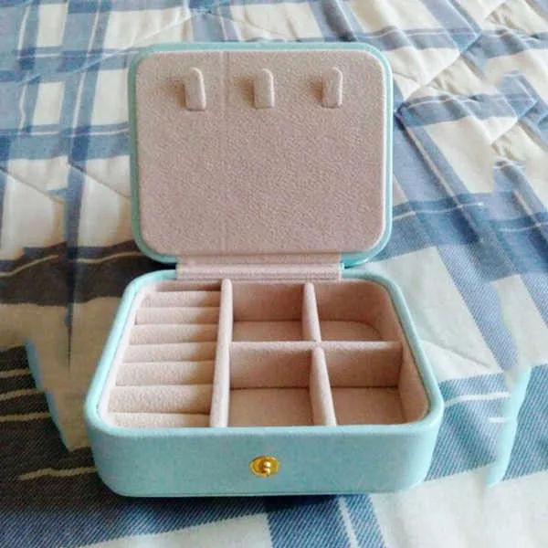 

Portable Travel Multi-Layer PU Jewelry Box Earrings Bracelet Ornaments Storage Box Light Blue