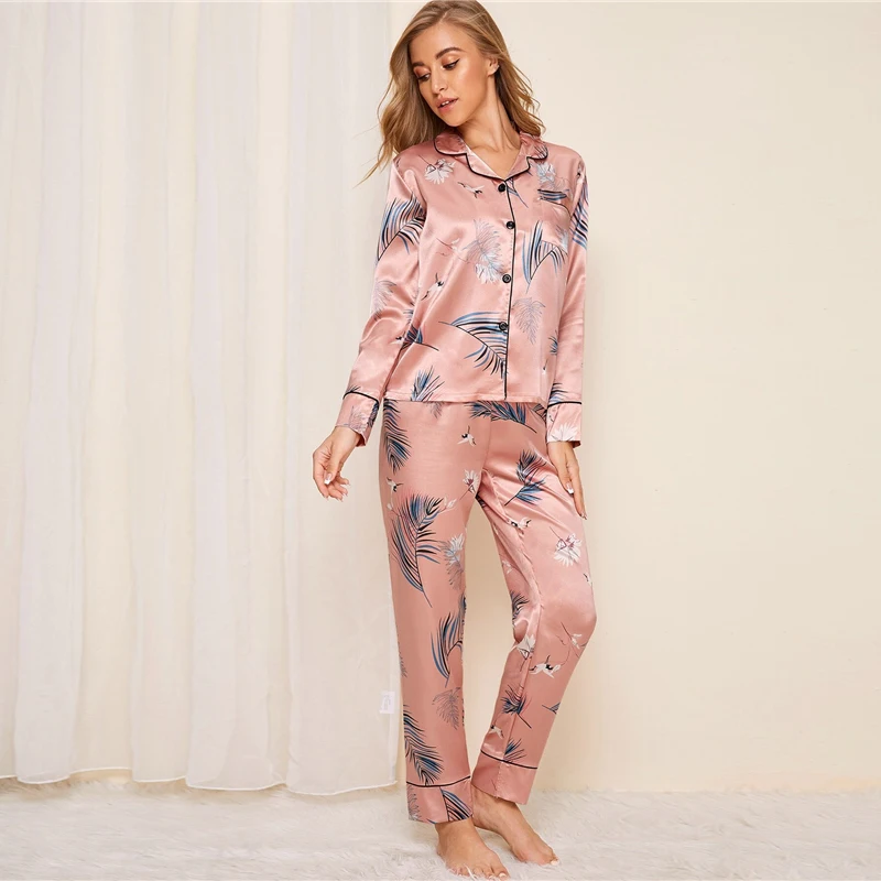 SHEIN розовый кран и лист печати Атласный пижамный комплект Женский Осенний Повседневный короткий рукав белье с карманом длинные штаны пижамные наборы