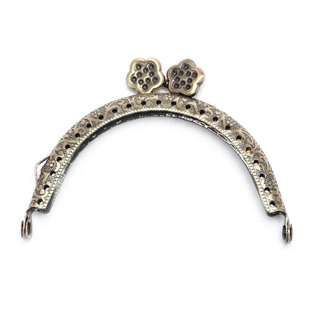

1PCS 8.5cm Coin DIY Metal Retro Kiss Clasp Lock Purse Frame For Clutch Bag Handbag Accessories Bronze Tone Bag Hardware