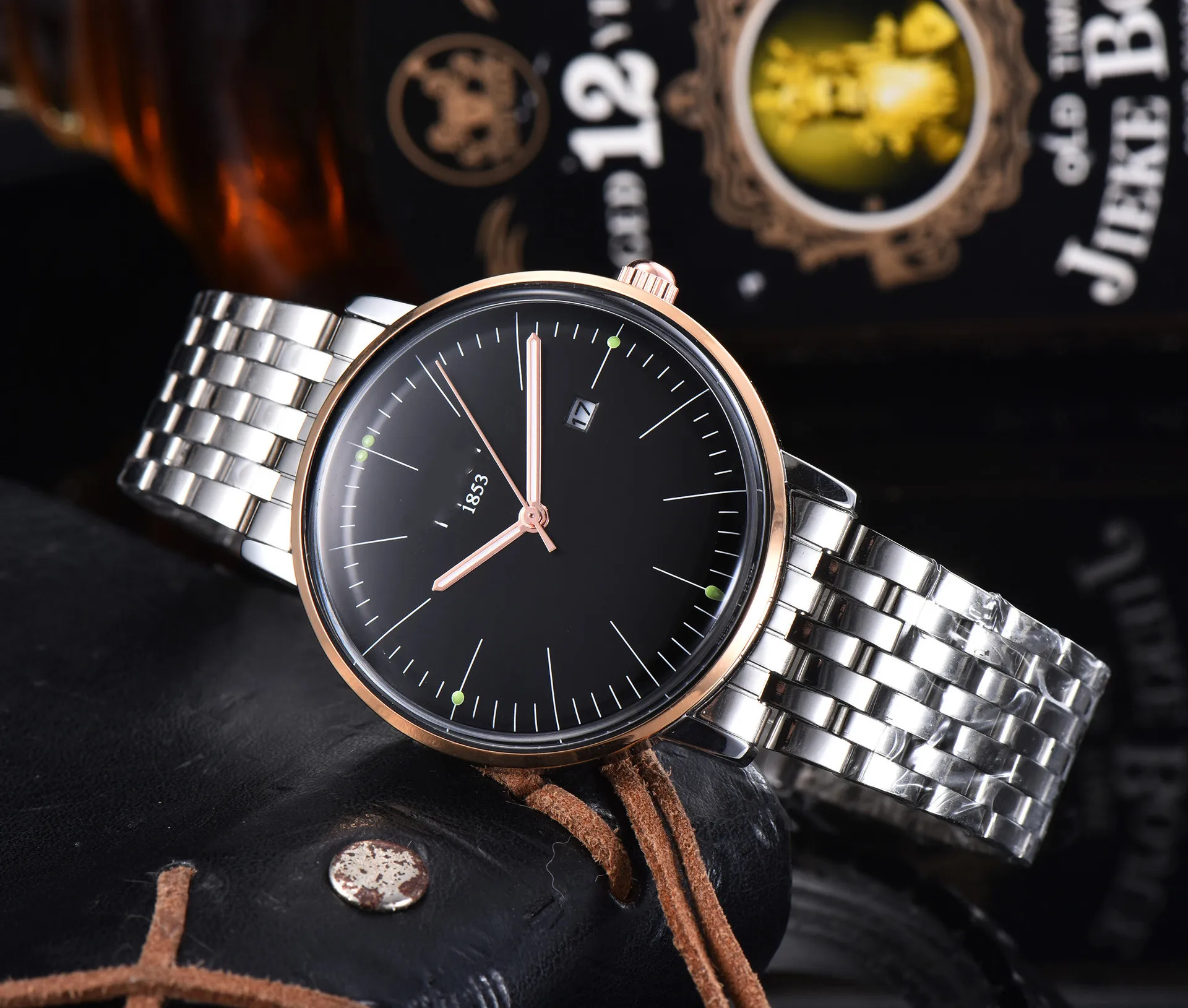 

Fashionable young men's high grade business wristwatch waterproof wristwatch high grade wristwatch