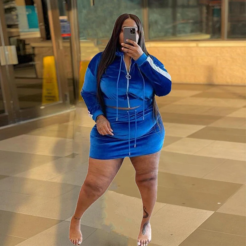 

Женский бархатный комплект из 2 предметов с капюшоном и длинным рукавом