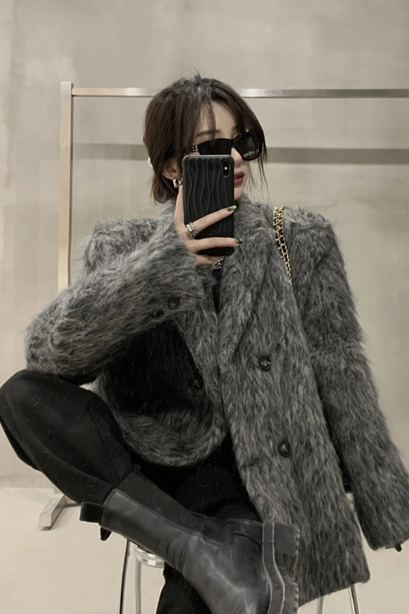 

Hairy Warm Jacket For Women In Autumn And Winter