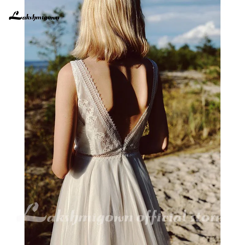 

Boho Beach A Line Wedding Dresses V Neck Sleeveless Sweep Train Bridal Gowns With Lace Chiffon Backless Plus Size Wedding Gown