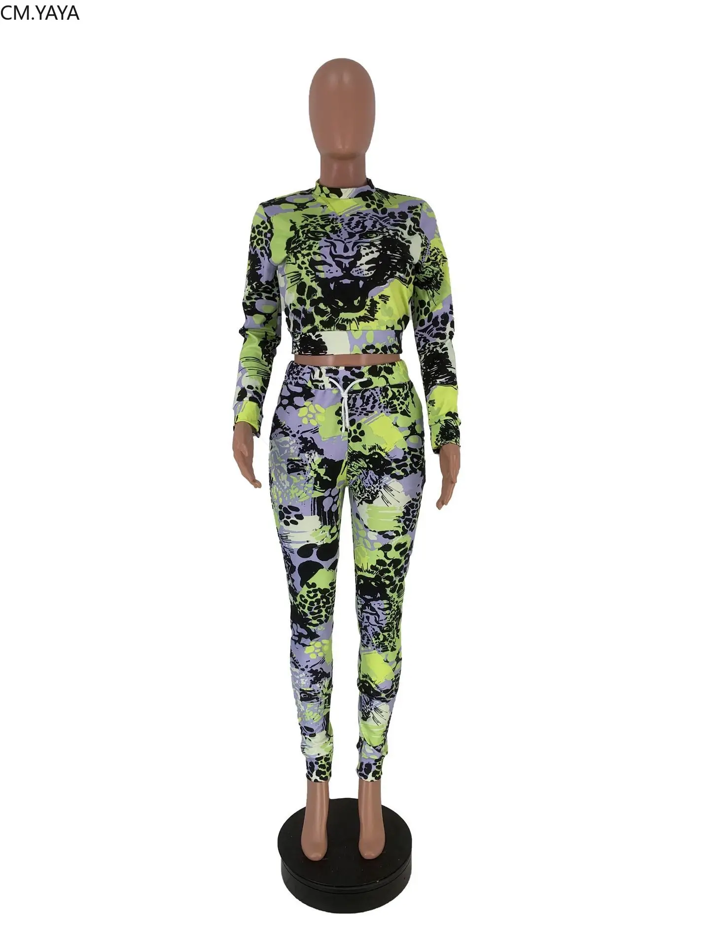 Осенний спортивный женский комплект с леопардовым принтом короткий свитер