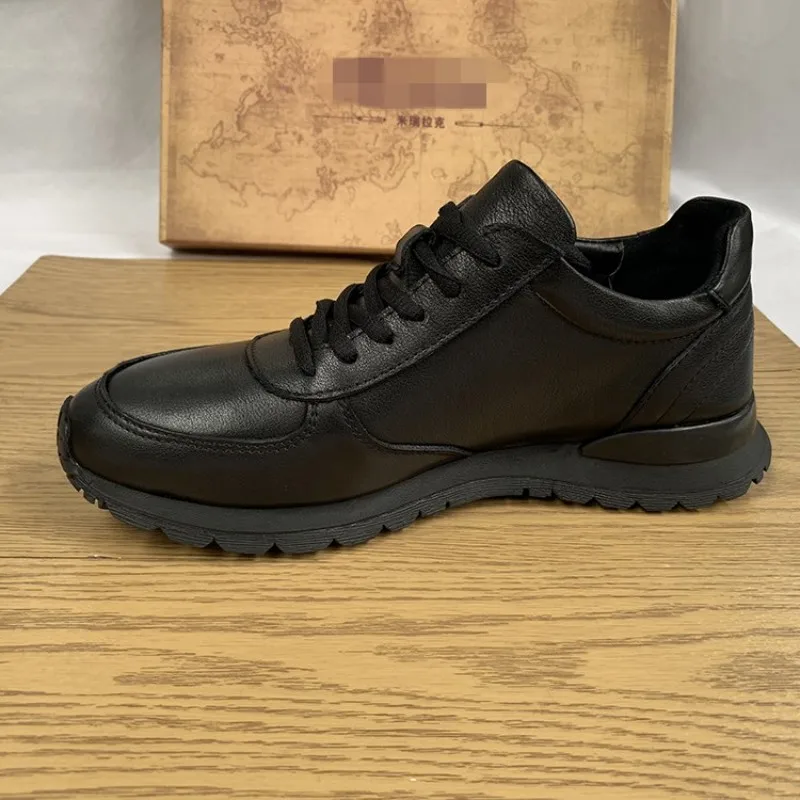 Брендовые мужские кроссовки из натуральной воловьей кожи на плоской подошве