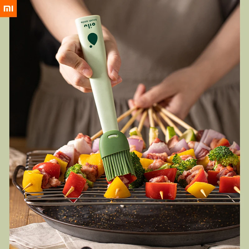 

xiaomi Food grade silicone brush kitchen pancake oil brush household high temperature resistant non-linting baking barbecue