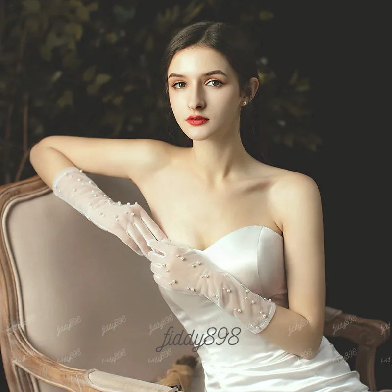 Элегантные короткие женские свадебные жемчужные перчатки для невесты тюлевые