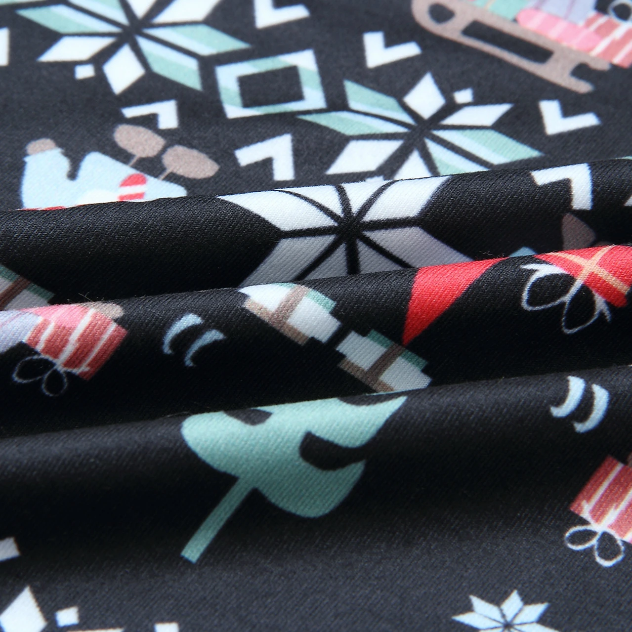 

XUANSHOW Fashion Christmas Party Clothes 2020 Parent-Child Home Loungewear Print Long Sleeve Lovely Xmas Pajamas Two Piece Set