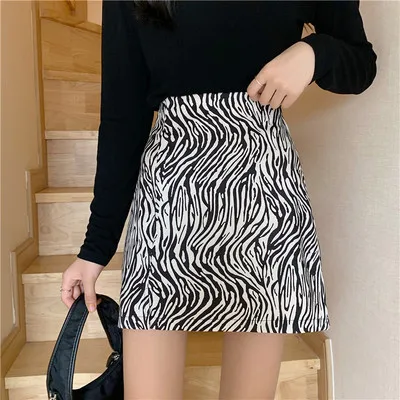 

Striped skirt women wear hip skirt four seasons high waist a-shaped skirt is thin and short