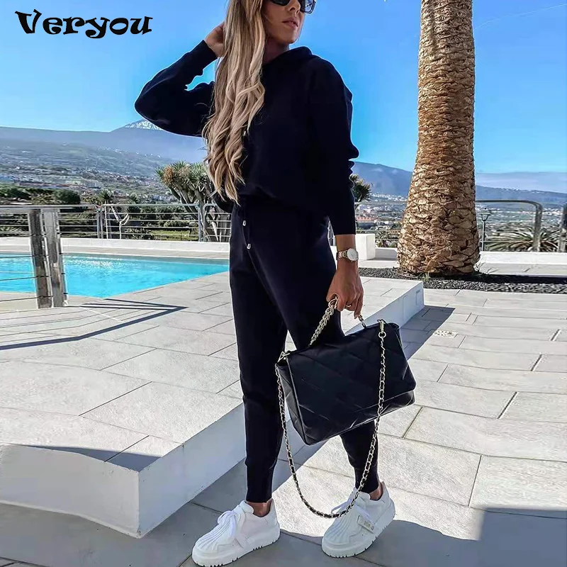 

Women Casual Tracksuit Two Piece Set 2021 Autumn Hooded Top Sweatshirt and Long Pants Suit Winter Warm Solid Office Lady Outfits