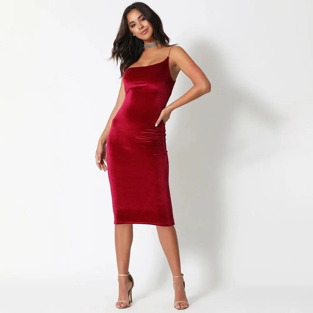 Женское бархатное платье на одно плечо ZADORIN Осеннее облегающее миди бретельках