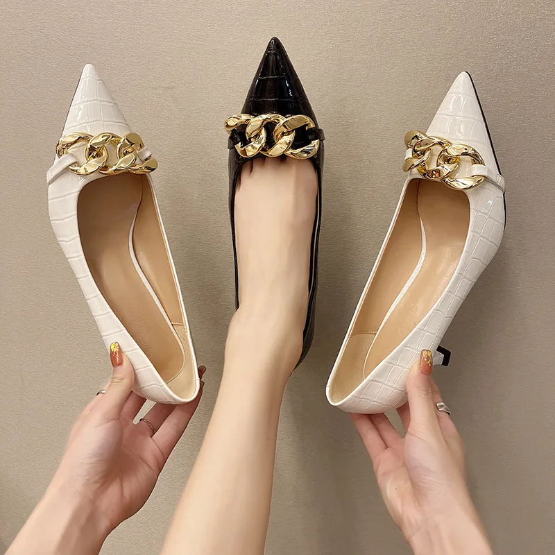 

Туфли женские свадебные с металлическим украшением, заостренный носок, высокий каблук, повседневная обувь, пикантные