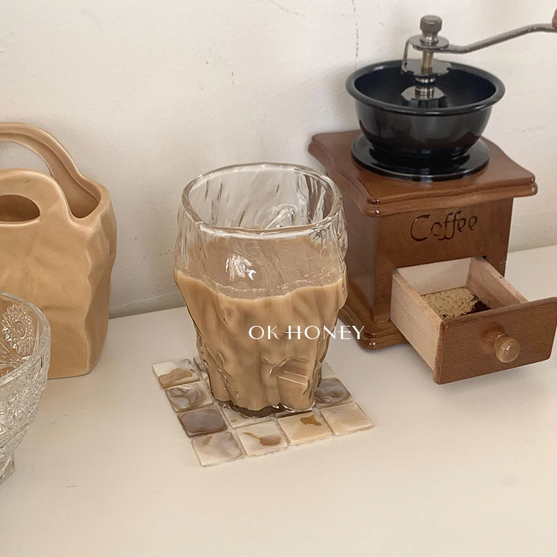 

Kitchen,Dining & Bar