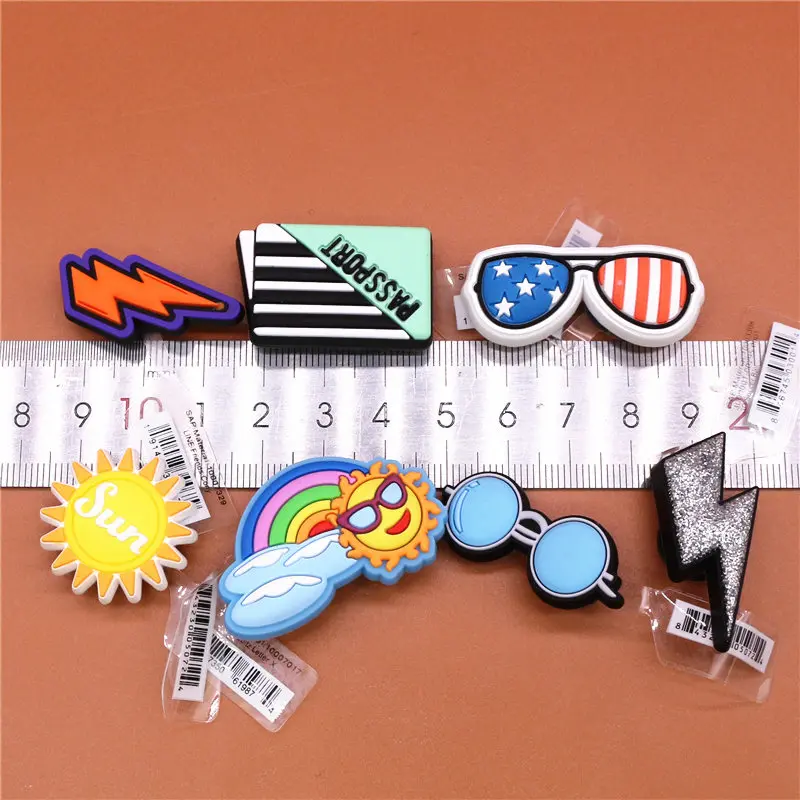 Original PVC Croc Shoe Charms NEW Sunglasses Sunrise Sun Lightning Shoes Decorations Accessories for Jibz Kids Party Gifts U197
