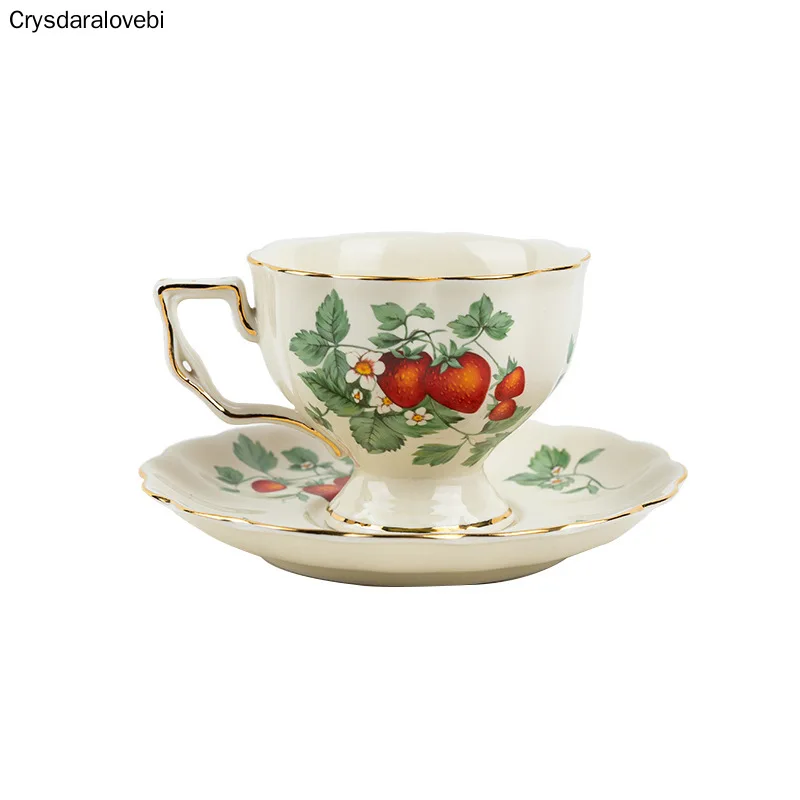 French Retro Teapot Coffee Cup Set Gold Edge Cup Saucer Strawberry Flower Big Teacup English Afternoon Tea Restaurant Bar Cafe images - 6