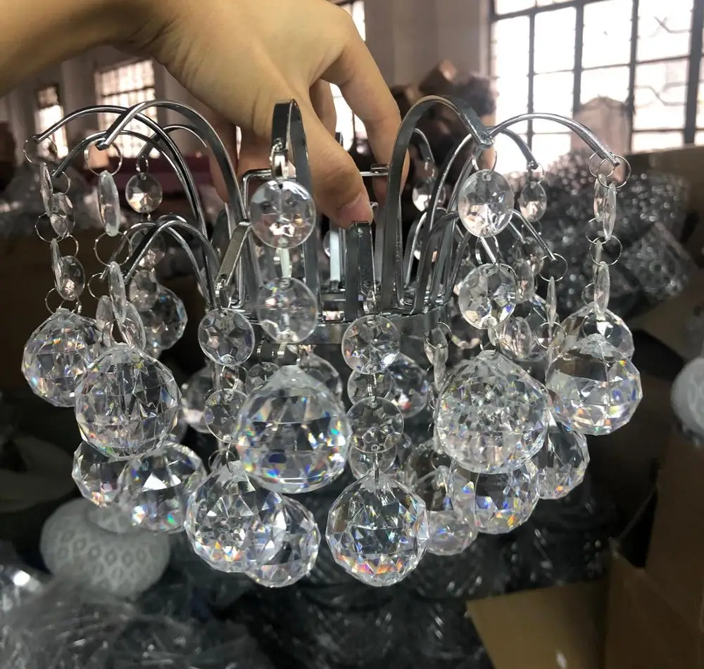 Акриловая люстра в классическом винтажном стиле изящный потолочный светильник с