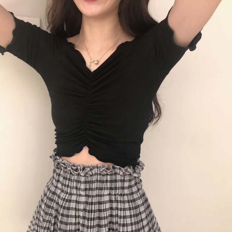 

Blouses Women Slim Solid Short Sleeve V-Neck Knitted Crop Tops Summer Skinny Sexy Lady Kroean Style Streetwear Ins Wood-wear Hot