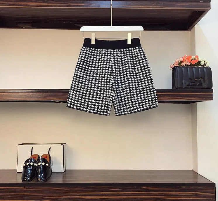 Повседневный винтажный вязаный костюм с шортами гусиные лапки новинка на осень и