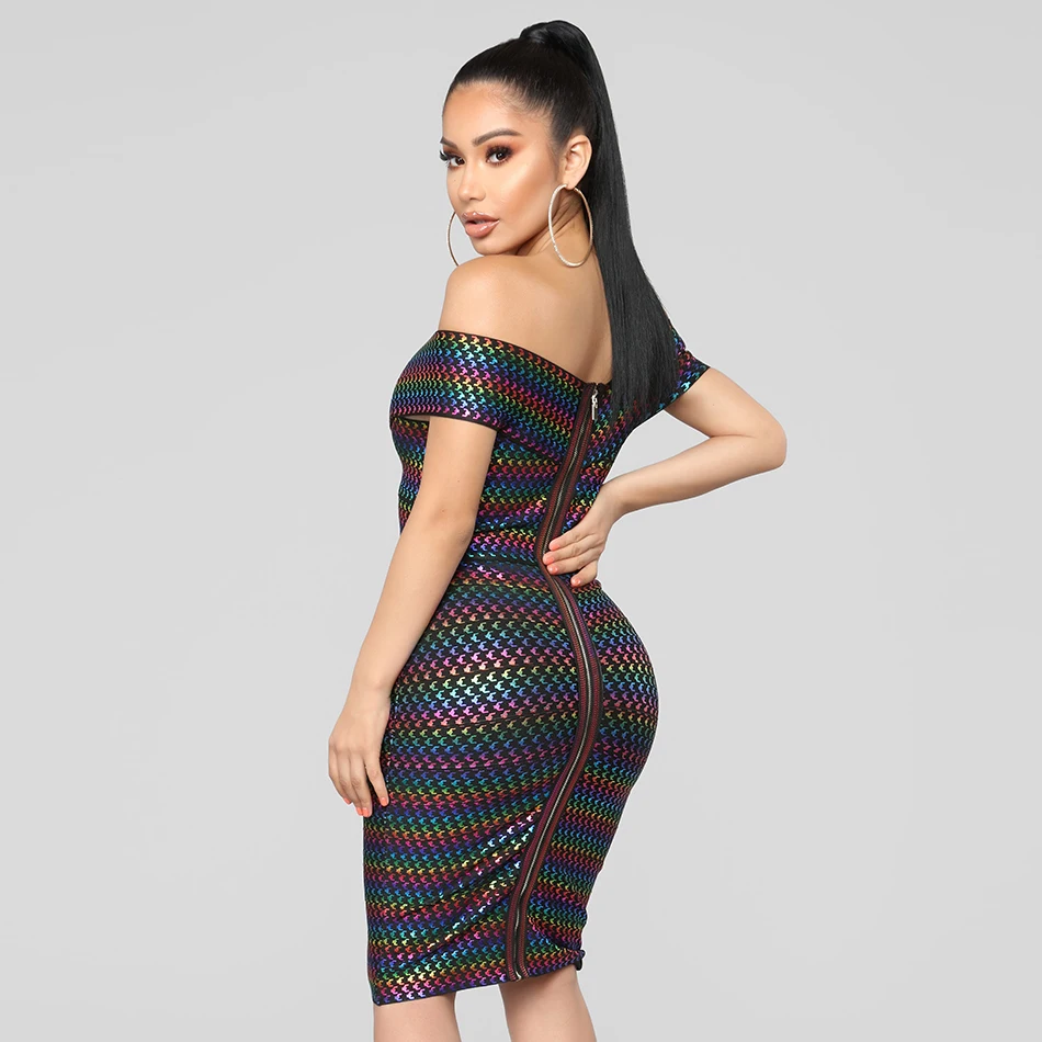 Женское Бандажное платье без рукавов облегающее с открытыми плечами и принтом в