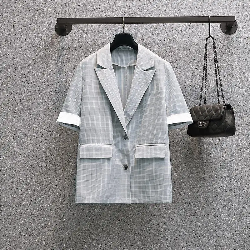 

L-4XL fashion suit 2021 summer new temperament suit suit age reduction suit shorts two-piece plus size women's clothing