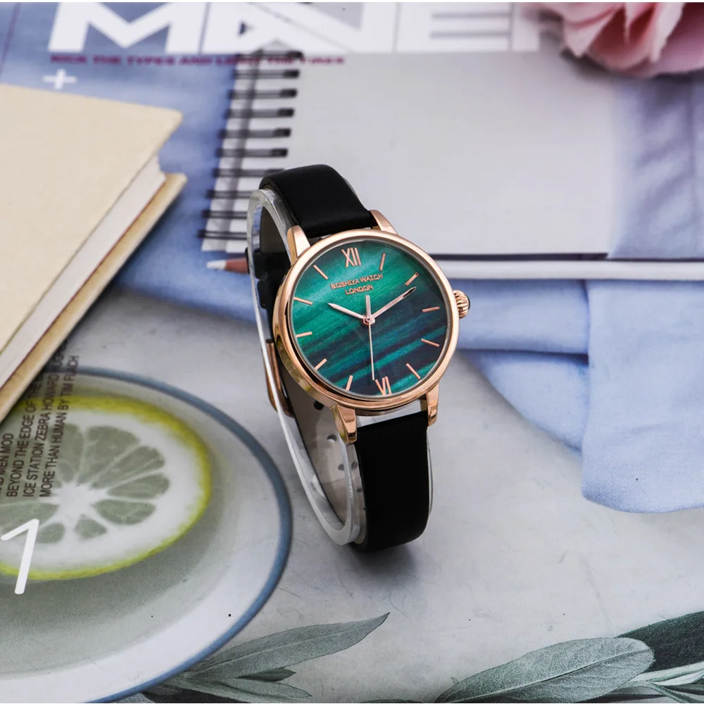 

Emerald Green Vintage Waterproof Belt Quartz Watch Student Fashion Women's