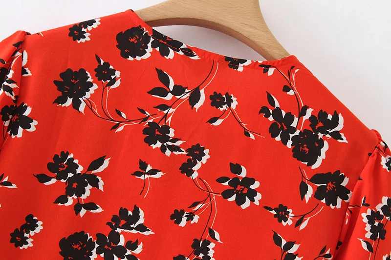 Женское платье-рубашка с цветочным принтом до середины икры плиссированные