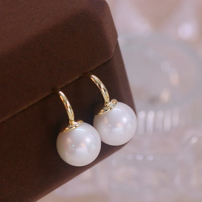 

New Fashion Korean Simulation Pearl Stud Earrings for Women Simple Elegant Round Pearl Earring Female Wedding Party Jewelry Gift