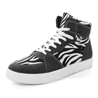 Новинка! Повседневные туфли для мужчин обувь с подошвой из вулканизированной резины с рисунком в полоску; С высоким берцем; Парусиновая Спортивная мужская обувь; Zapatos de hombre Демисезонный Botas