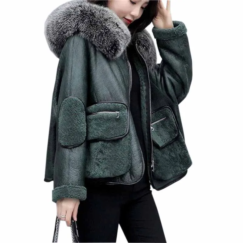 

Green Faux Lamb Wool Fur Coat Hoodie New Manteau Women Plus Size Winter Femme Big Fur Collar Hooded Cloak Outwear Jacket